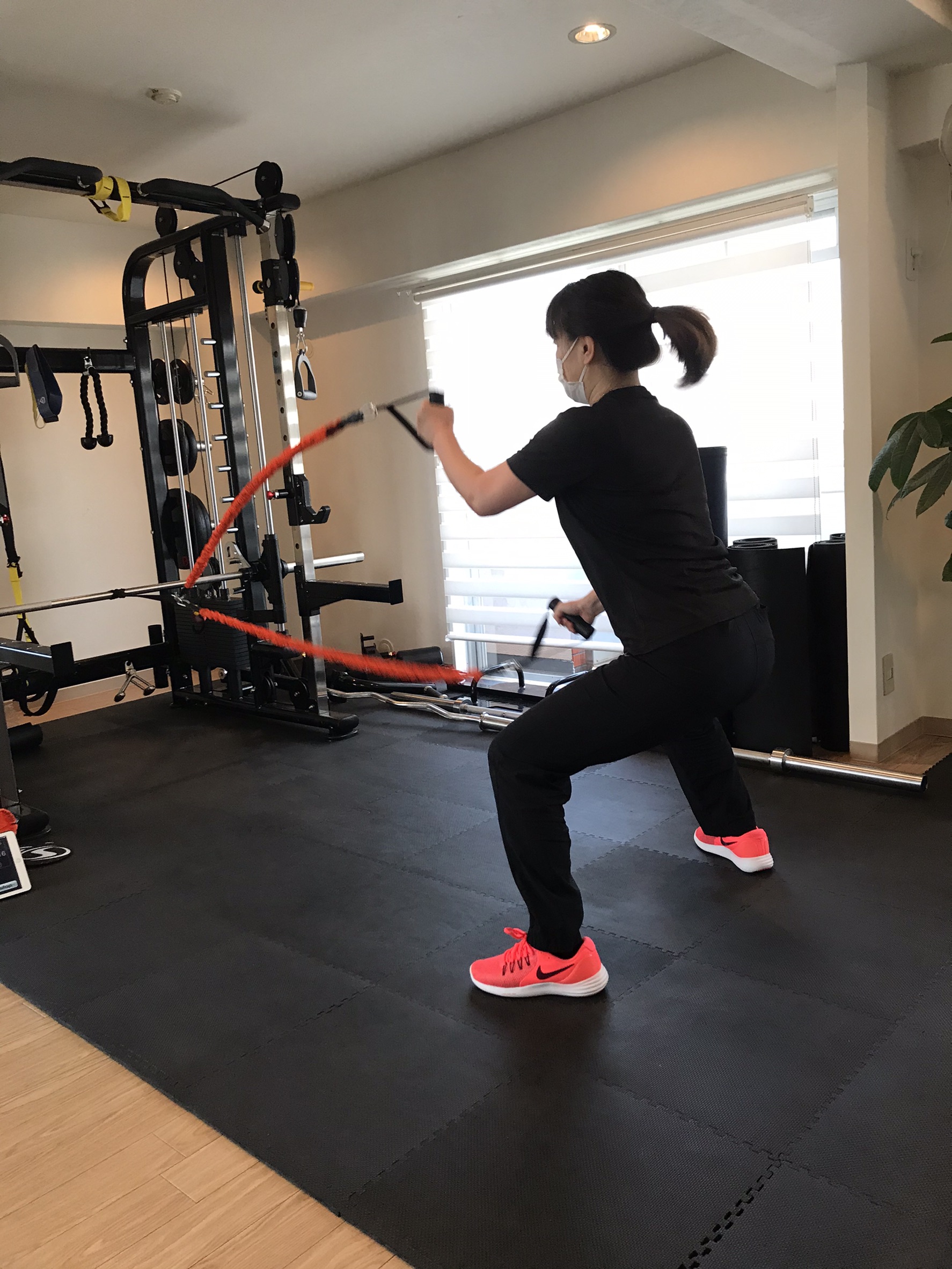 パーソナルトレーニングで腰痛改善！！ パーソナルジム HEB GYM